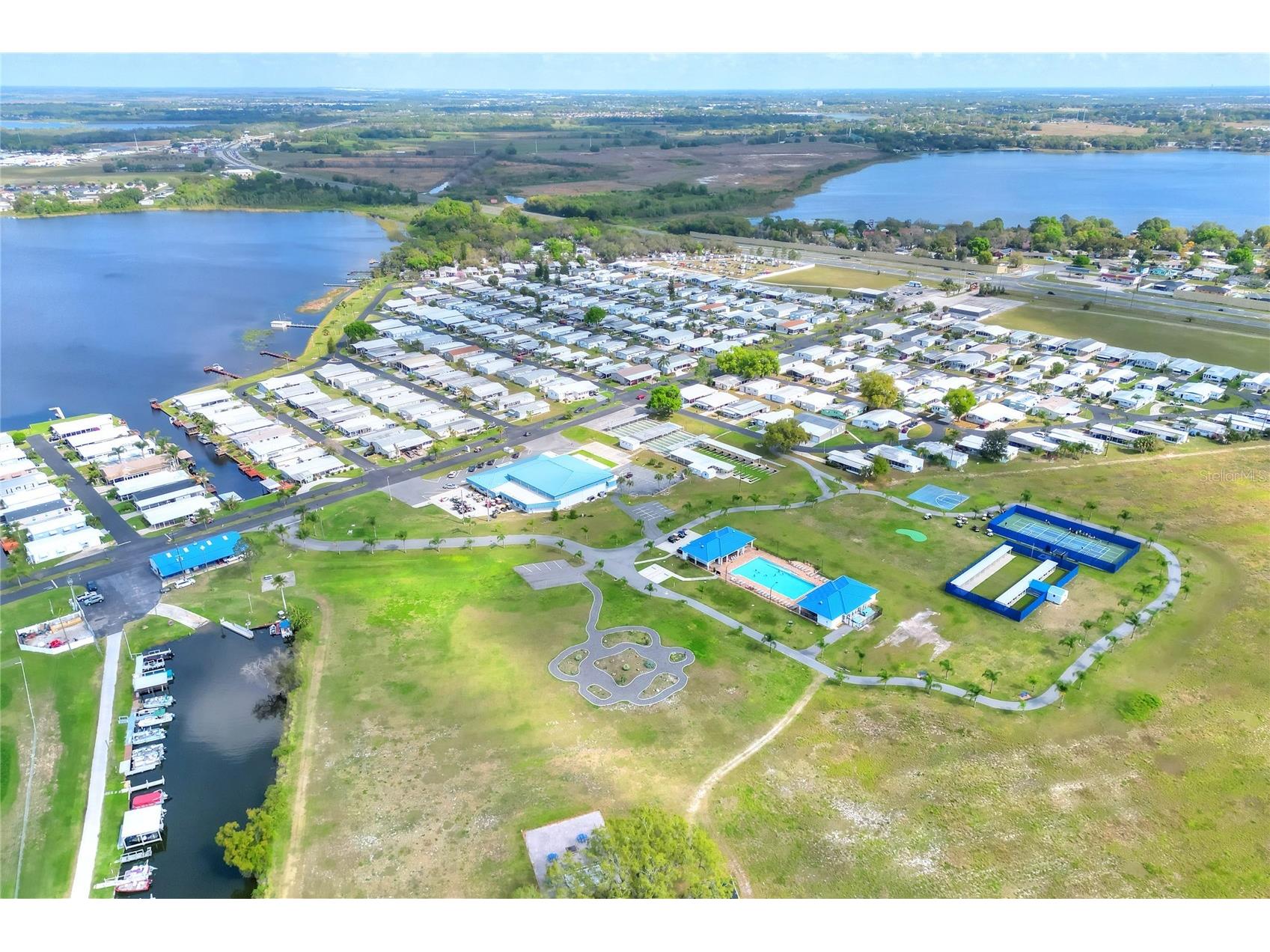 590 Aloha Drive Haines City FL 33844 - MIIDDLE LAKE HAMILTON P4935989 image14