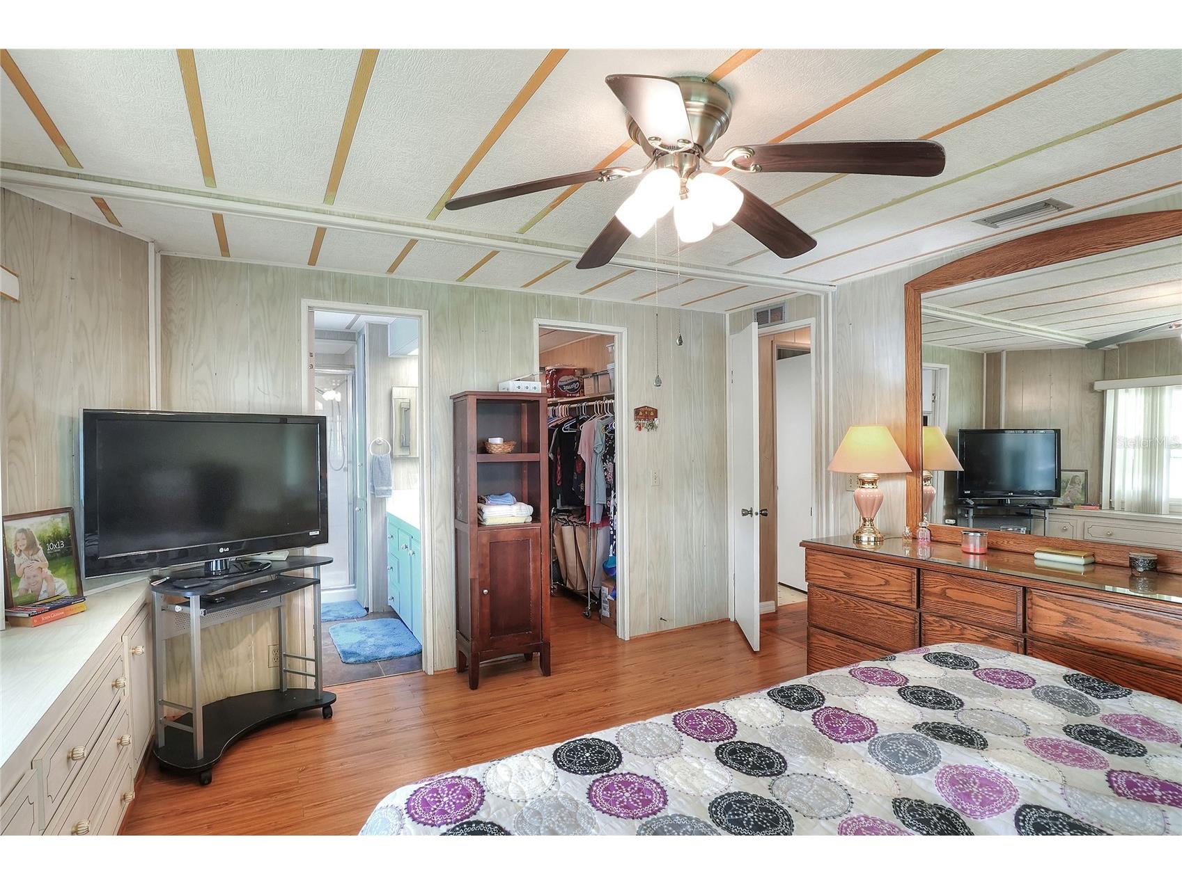590 Aloha Drive Haines City FL 33844 - MIIDDLE LAKE HAMILTON P4935989 image32