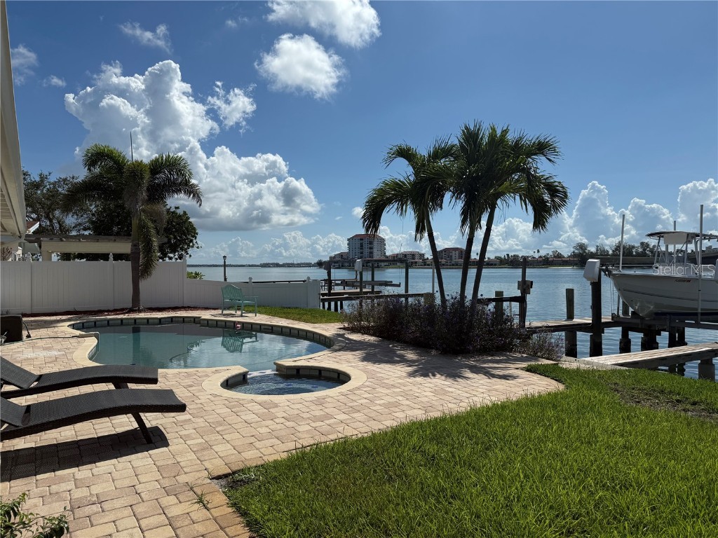 590 Belle Point Drive Saint Pete Beach FL 33706 TB8417092 image20