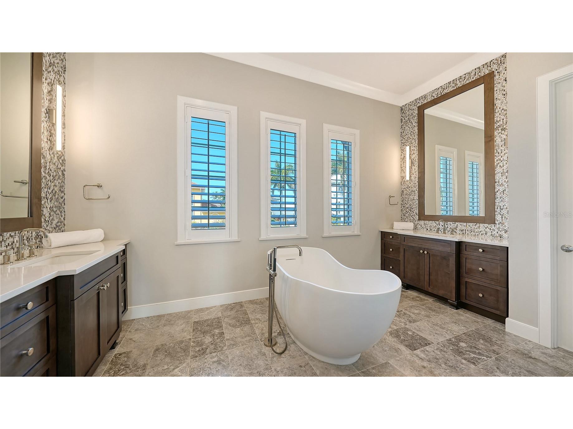 590 Birdie Lane Longboat Key FL 34228 A4679409 image26