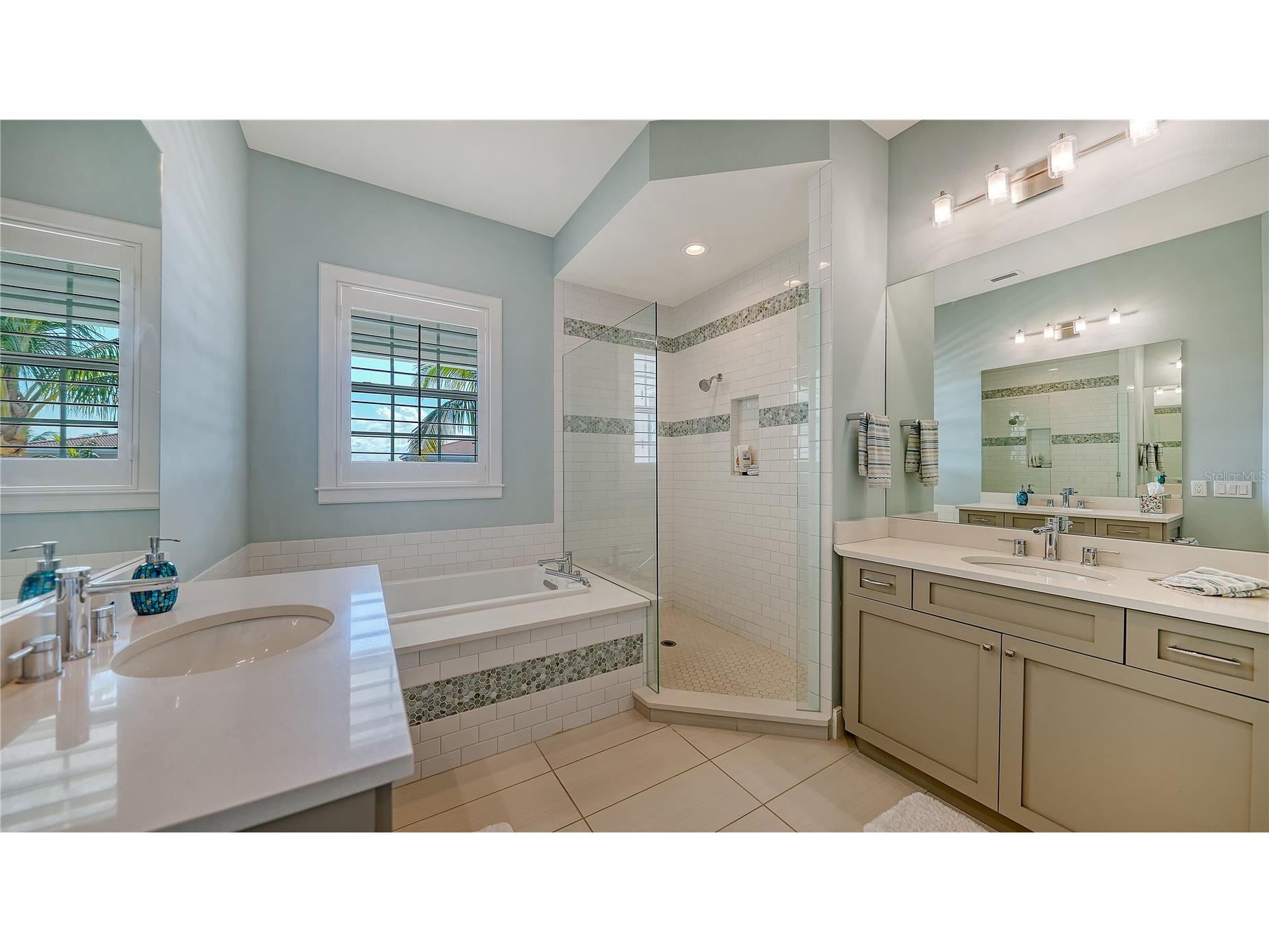 590 Birdie Lane Longboat Key FL 34228 A4679409 image31