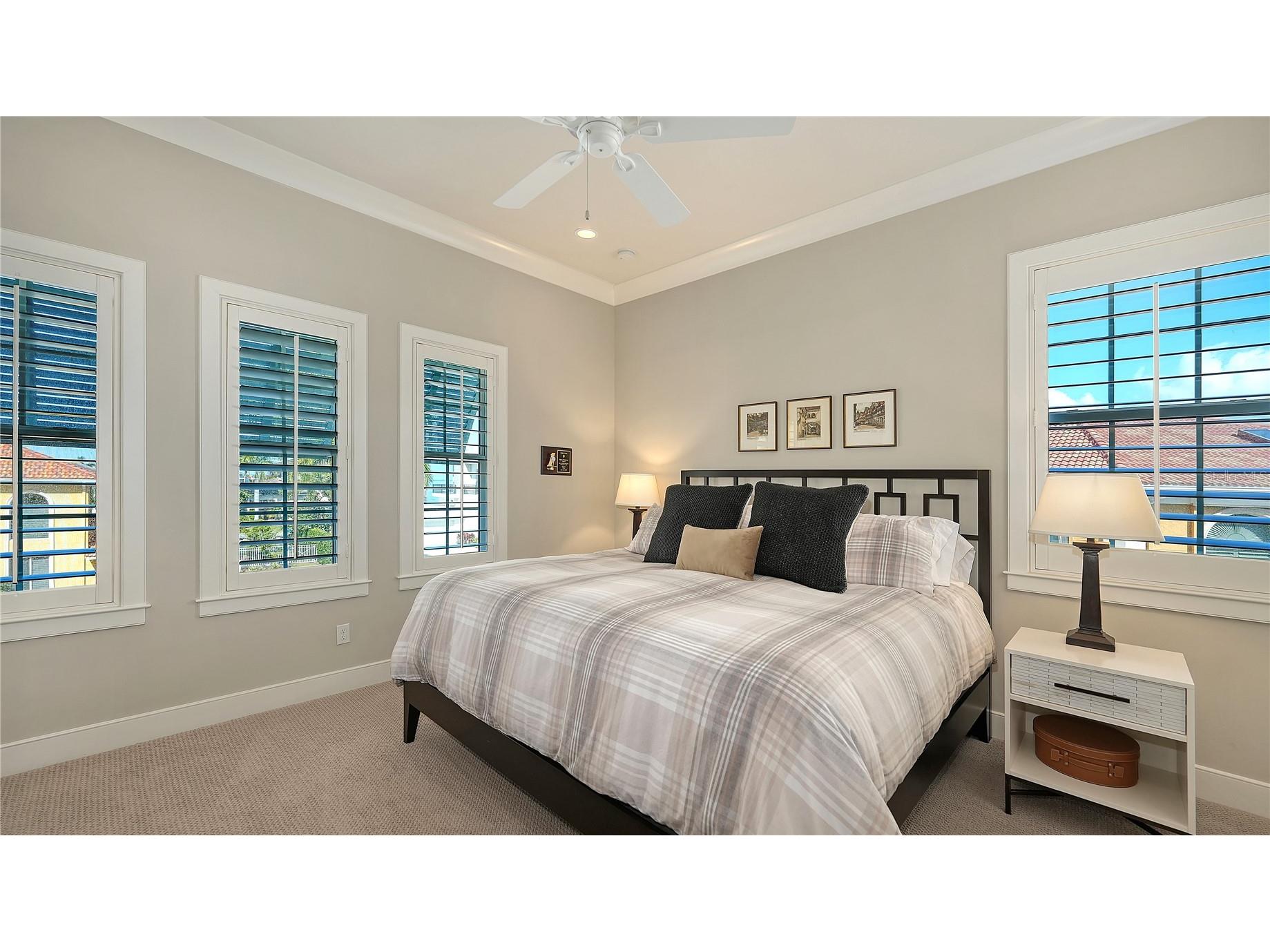 590 Birdie Lane Longboat Key FL 34228 A4679409 image32