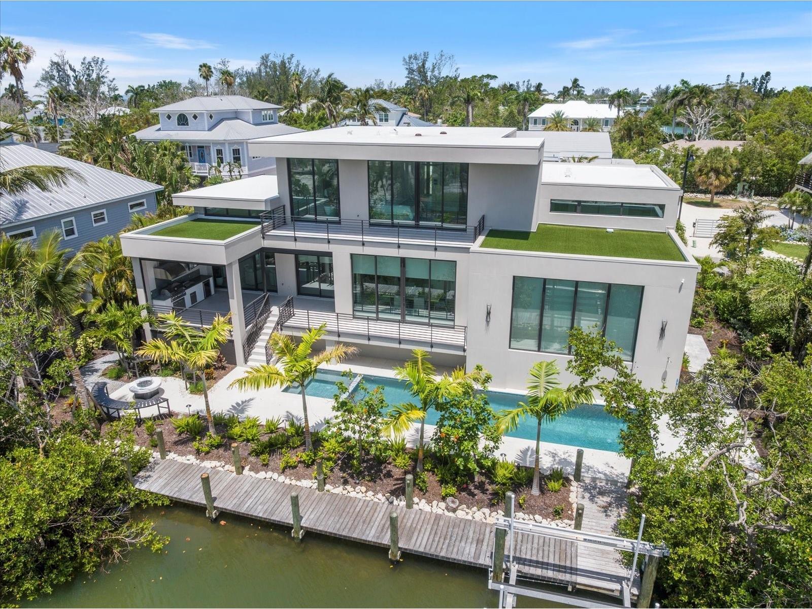 590 De Narvaez Drive Longboat Key FL 34228 A4677180 image1