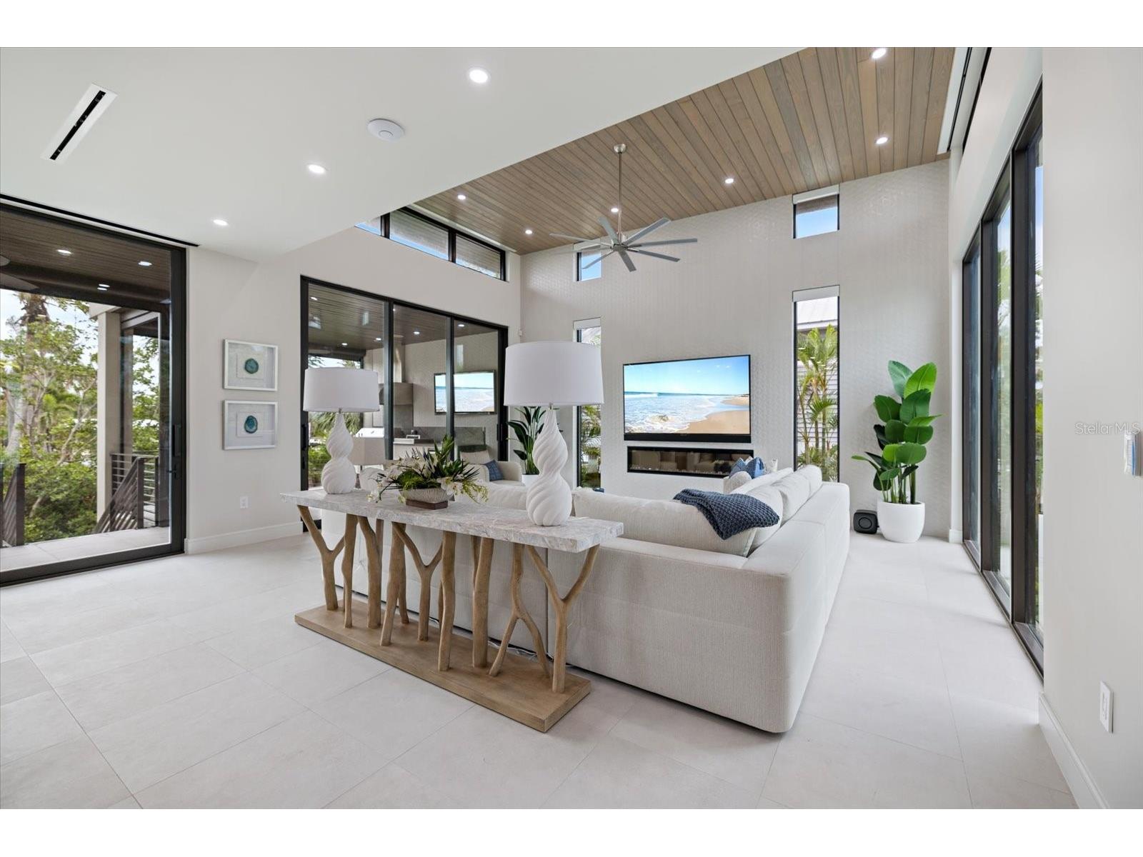 590 De Narvaez Drive Longboat Key FL 34228 A4677180 image11