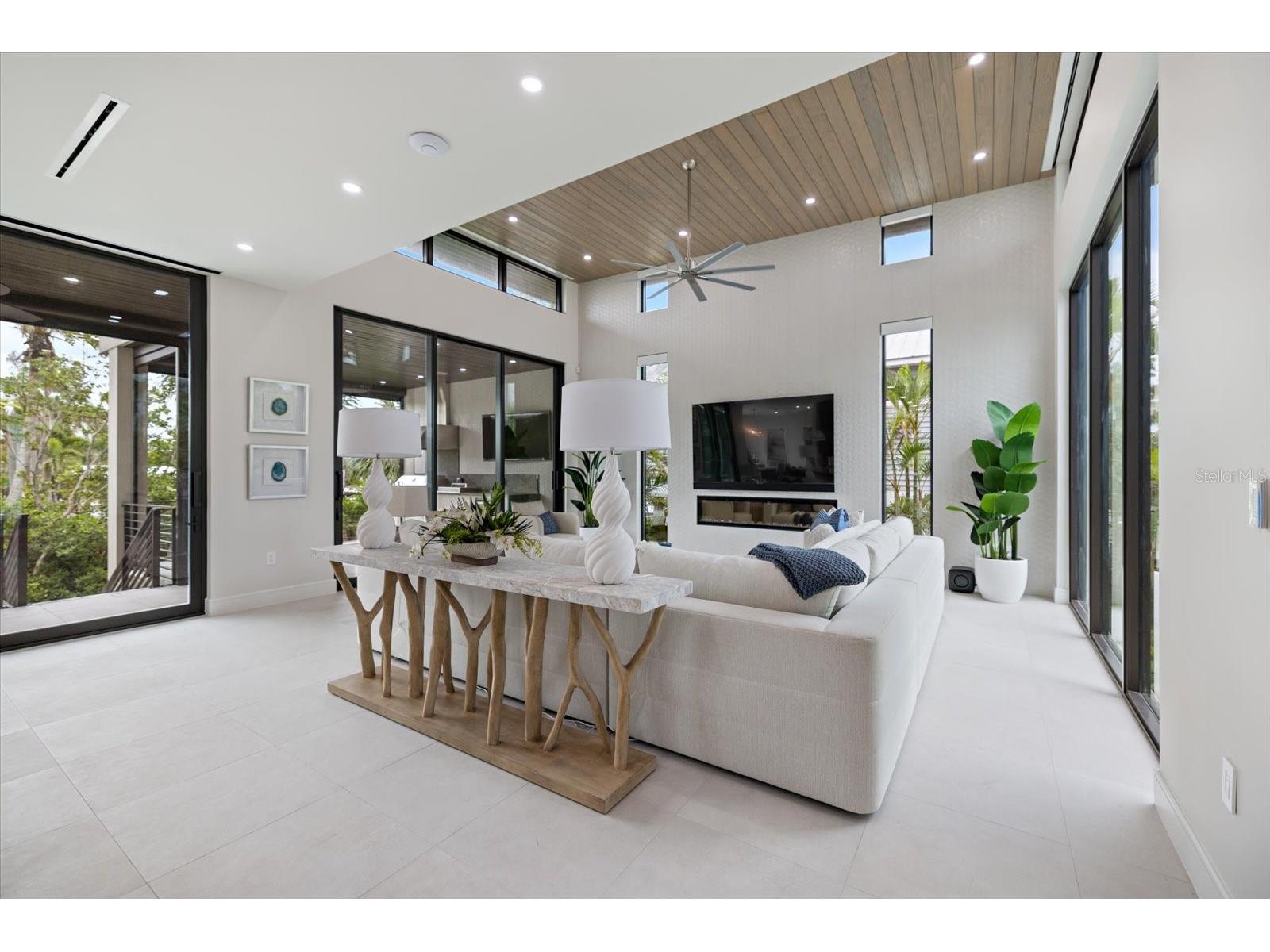 590 De Narvaez Drive Longboat Key FL 34228 A4677180 image12