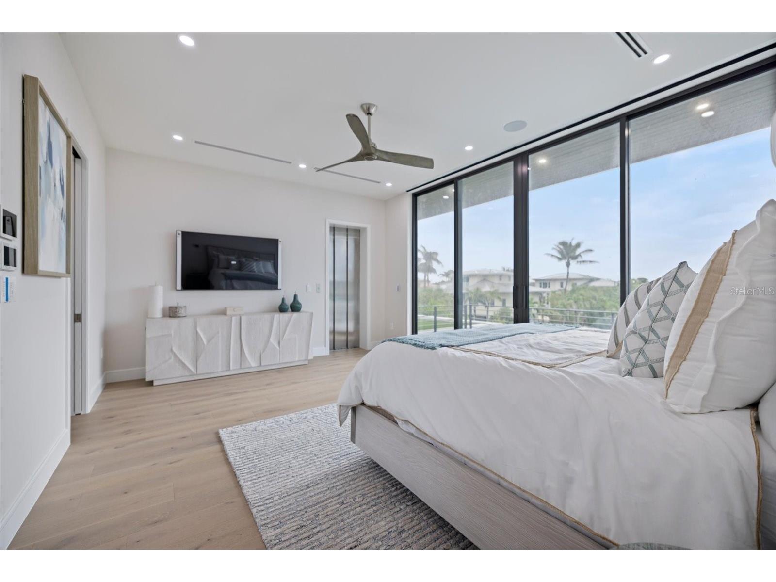 590 De Narvaez Drive Longboat Key FL 34228 A4677180 image31