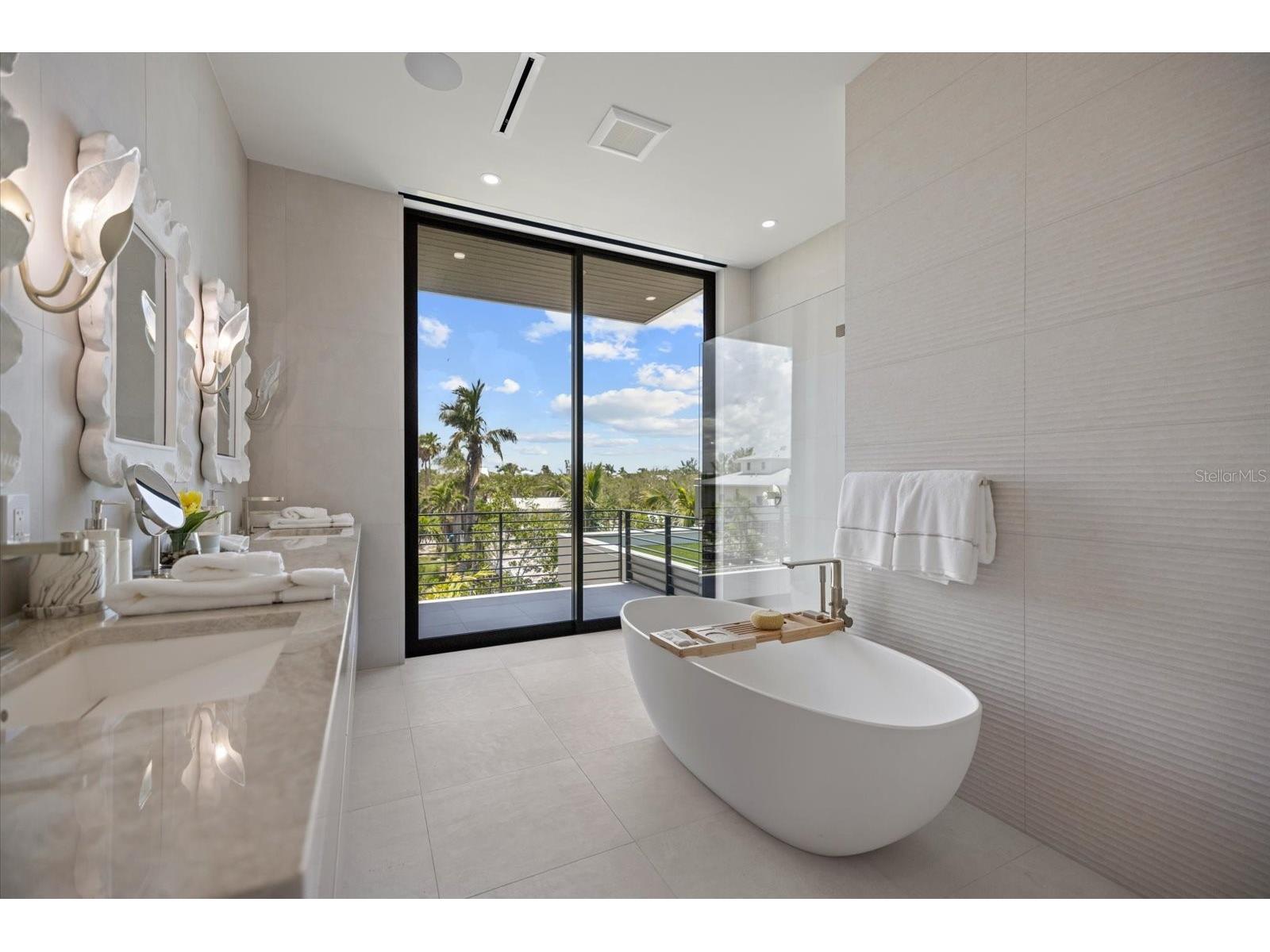 590 De Narvaez Drive Longboat Key FL 34228 A4677180 image34