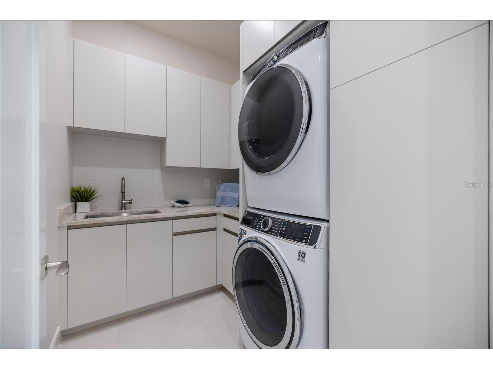 590 De Narvaez Drive Longboat Key FL 34228 A4677180 image48