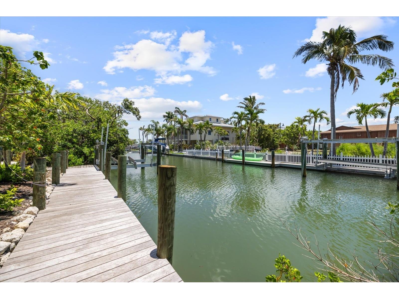590 De Narvaez Drive Longboat Key FL 34228 A4677180 image81
