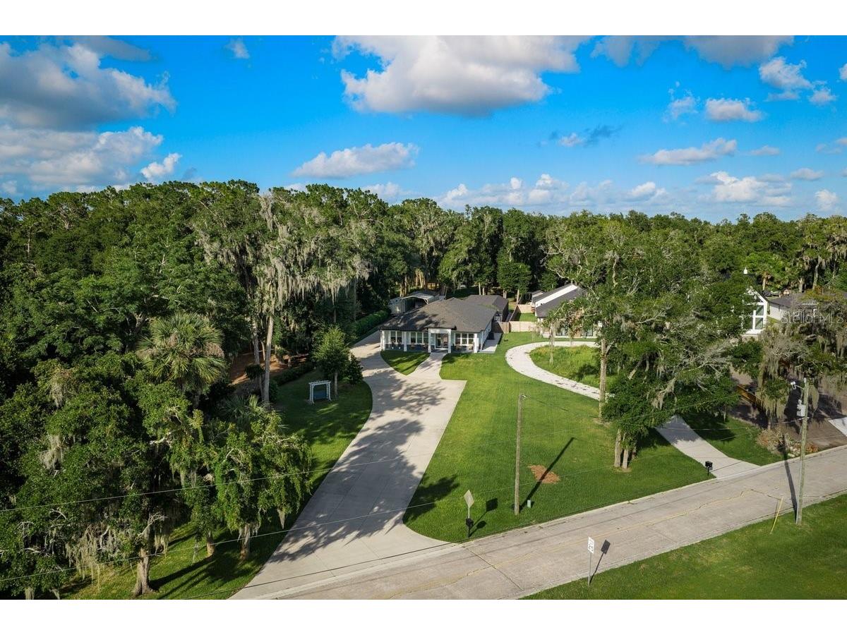 590 Lake Winnemissett Drive Deland FL 32724 V4950010 image69