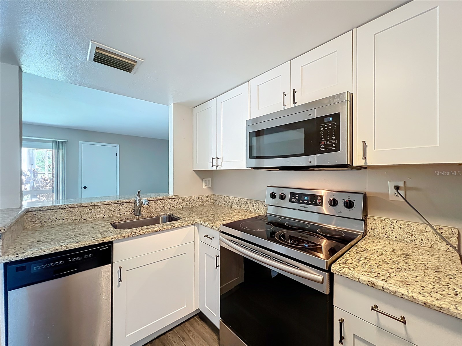 590 Orange Drive #136 Altamonte Springs FL 32701 - LAKE ORIENTA O6397921 image11