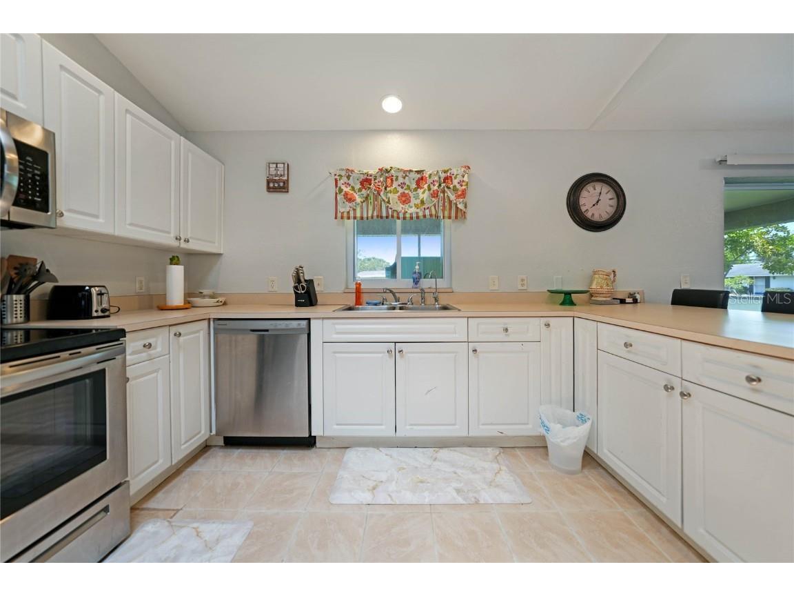 590 Ridgewood Street NW Port Charlotte FL 33952 D6127283 image8