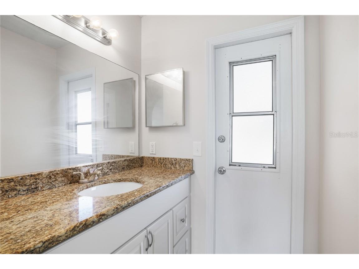 590 Twin Lake Avenue Deltona FL 32738 O6337944 image19