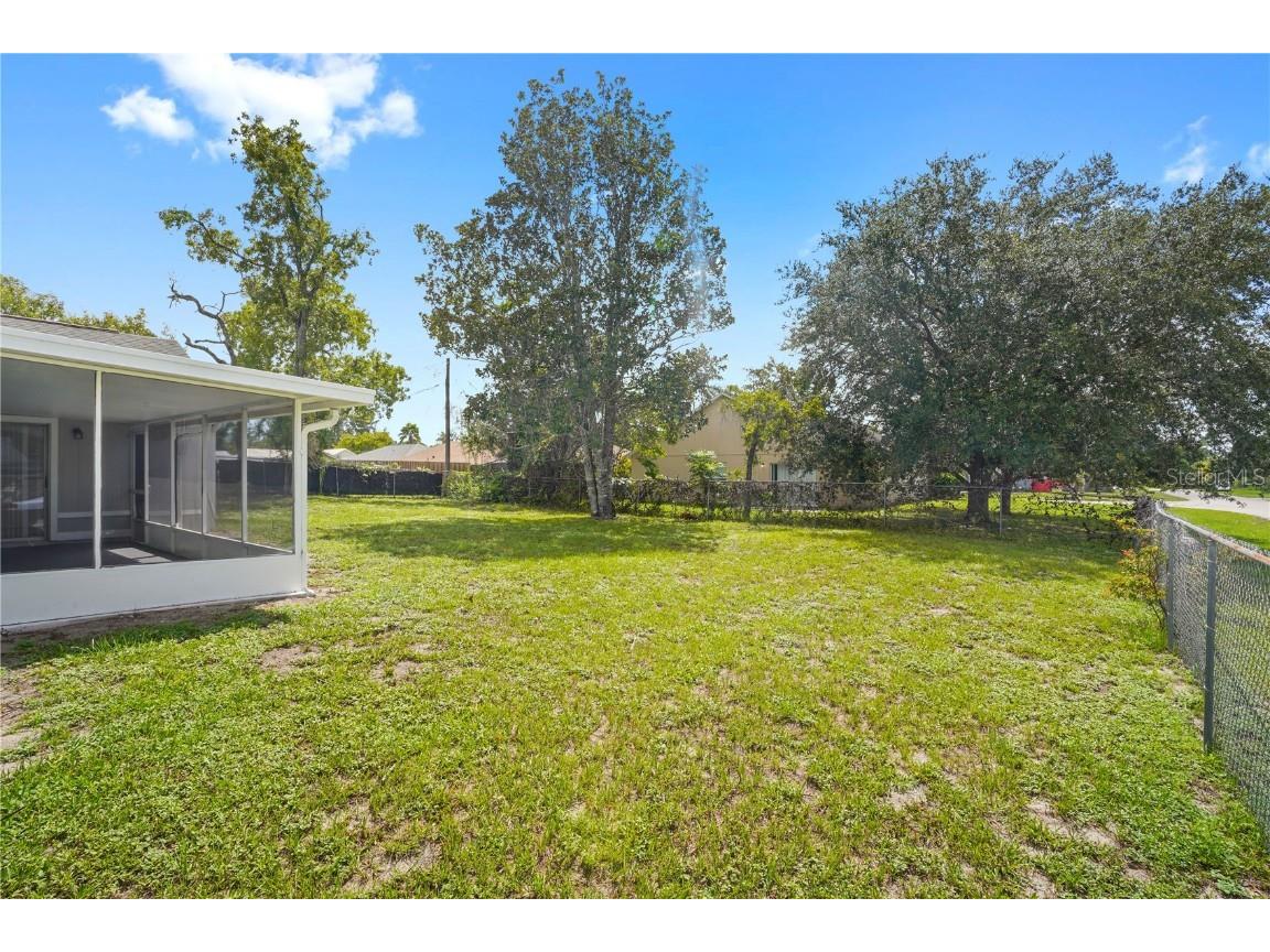 590 Twin Lake Avenue Deltona FL 32738 O6337944 image32