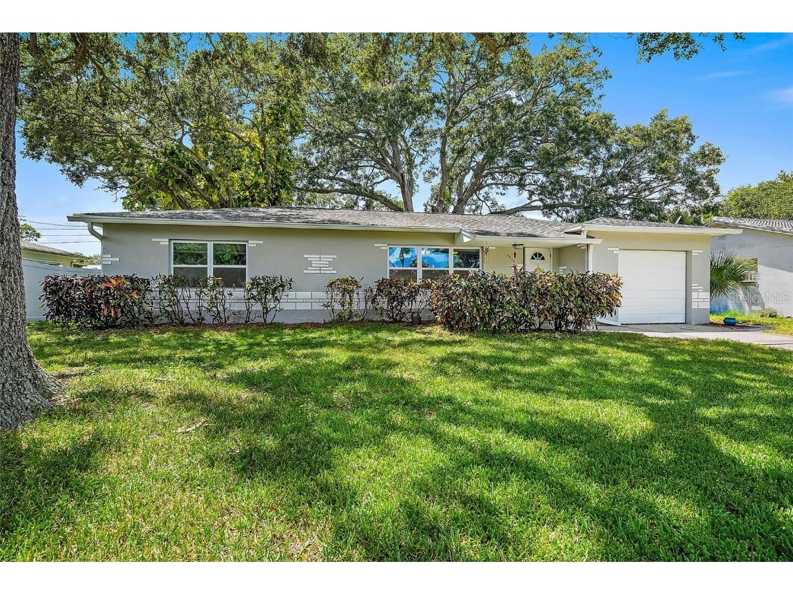 5900 15th Way N Saint Petersburg FL 33703 U8246867 image1