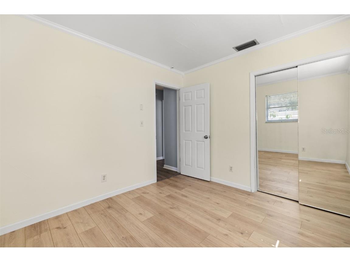 5900 1st Street N Saint Petersburg FL 33703 TB8438130 image15