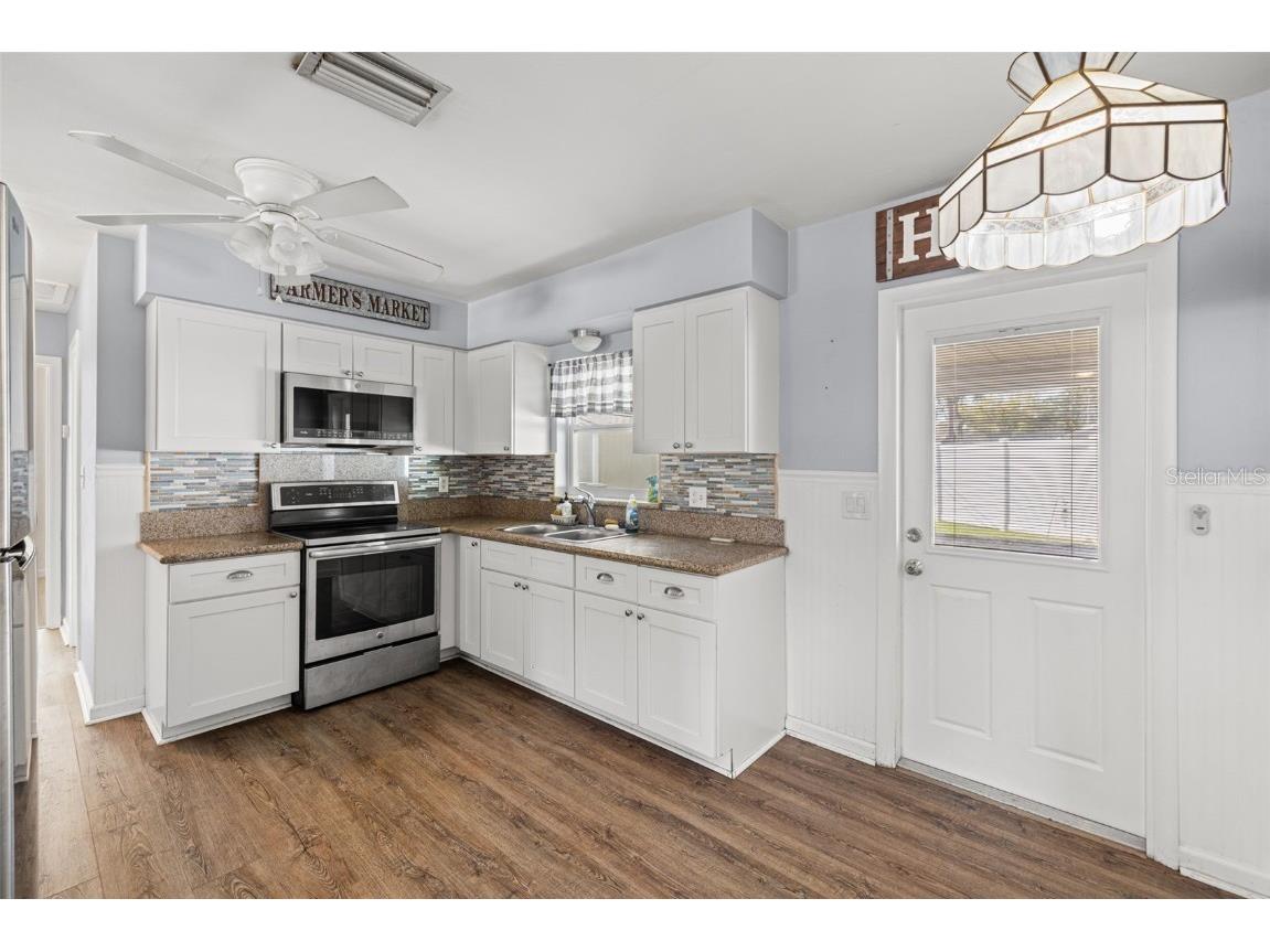 5900 1st Street N Saint Petersburg FL 33703 TB8438130 image6