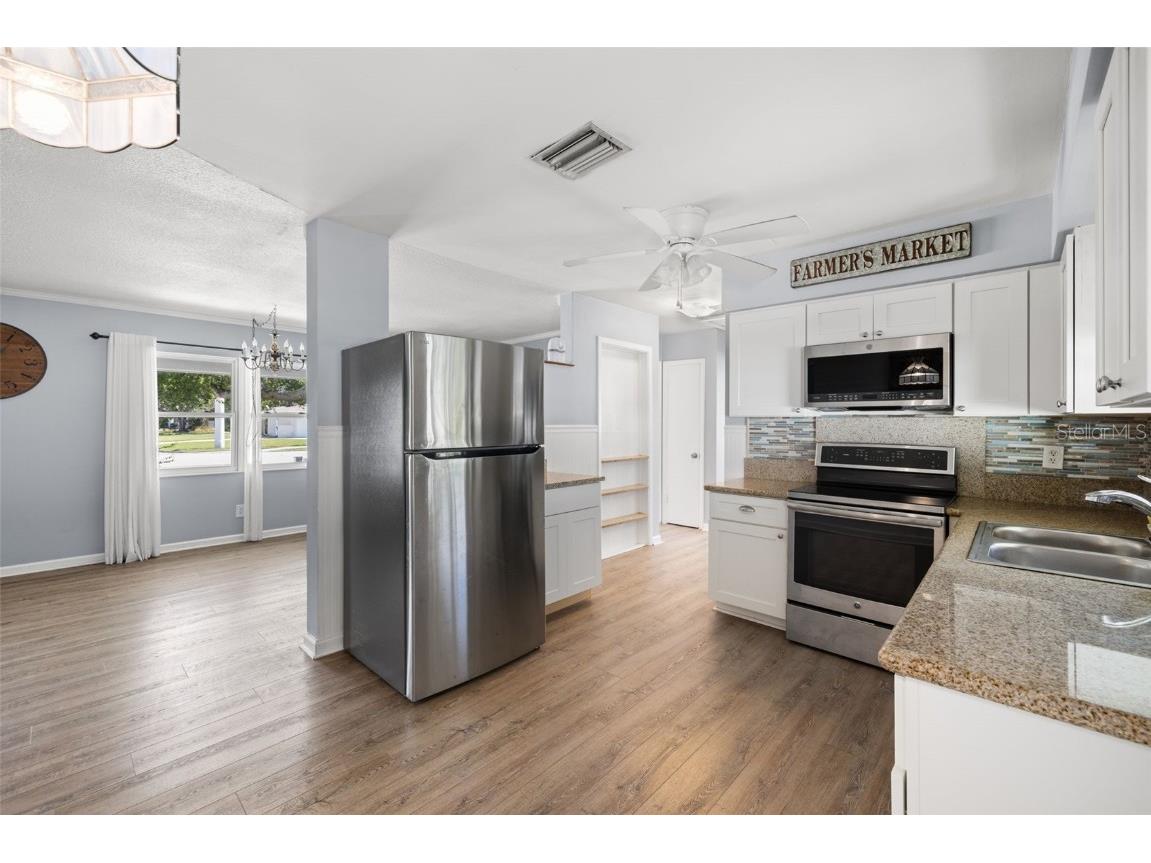 5900 1st Street N Saint Petersburg FL 33703 TB8438130 image7