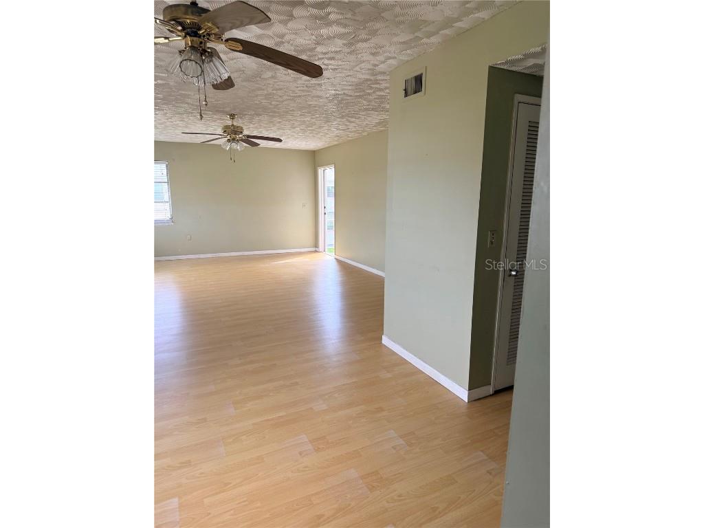 5900 21st Street N #10 Saint Petersburg FL 33714 TB8434123 image10