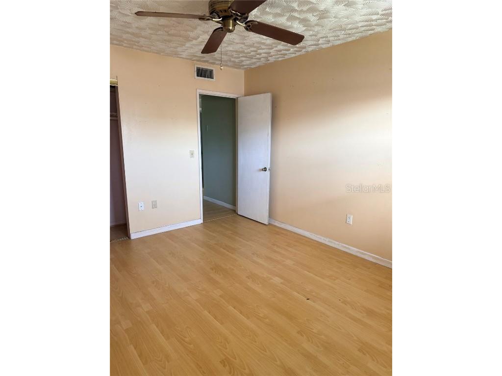 5900 21st Street N #10 Saint Petersburg FL 33714 TB8434123 image14