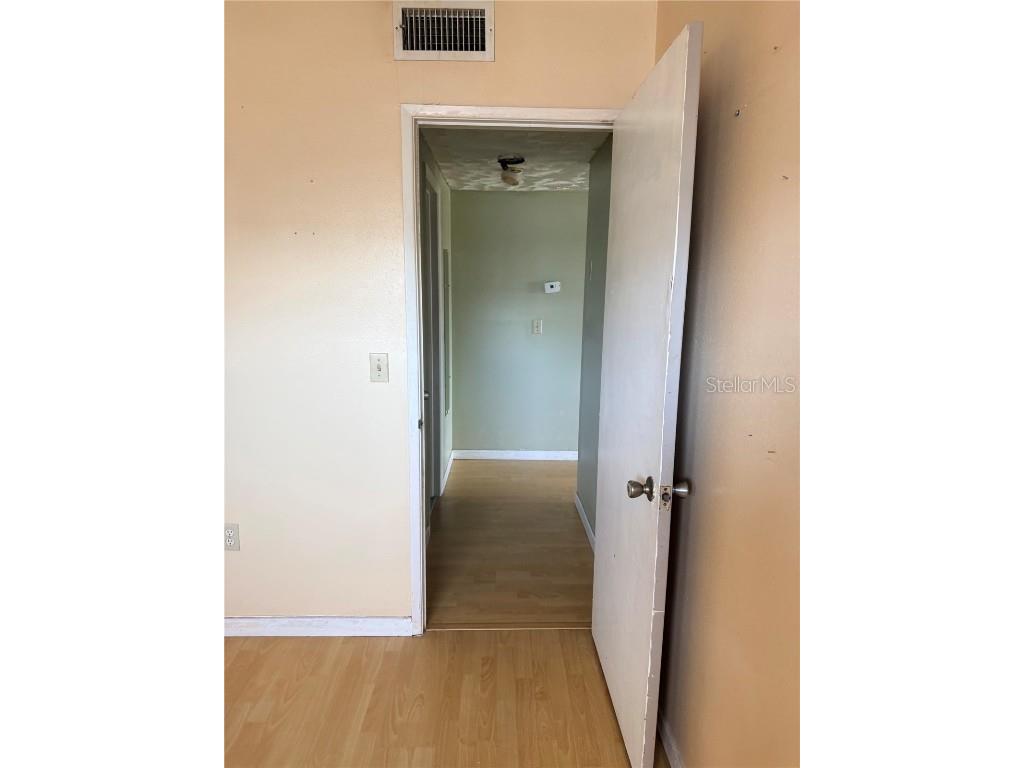 5900 21st Street N #10 Saint Petersburg FL 33714 TB8434123 image15