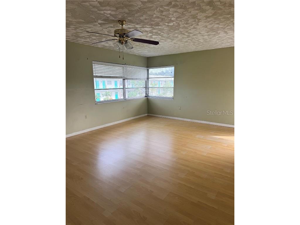 5900 21st Street N #10 Saint Petersburg FL 33714 TB8434123 image8