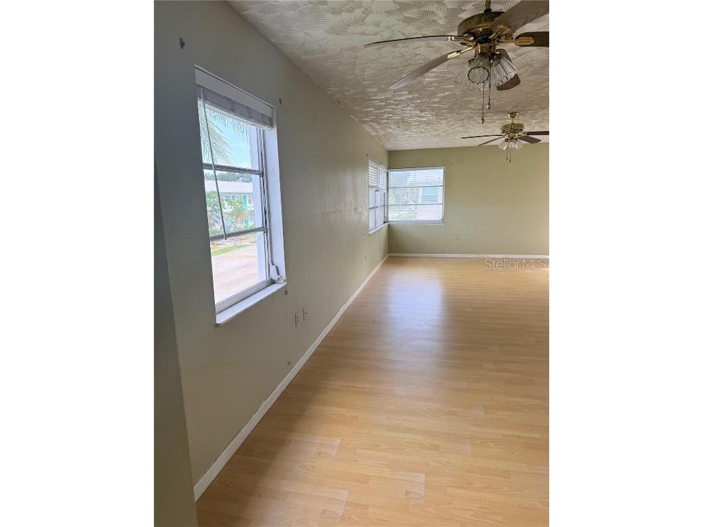 5900 21st Street N #10 Saint Petersburg FL 33714 TB8434123 image9