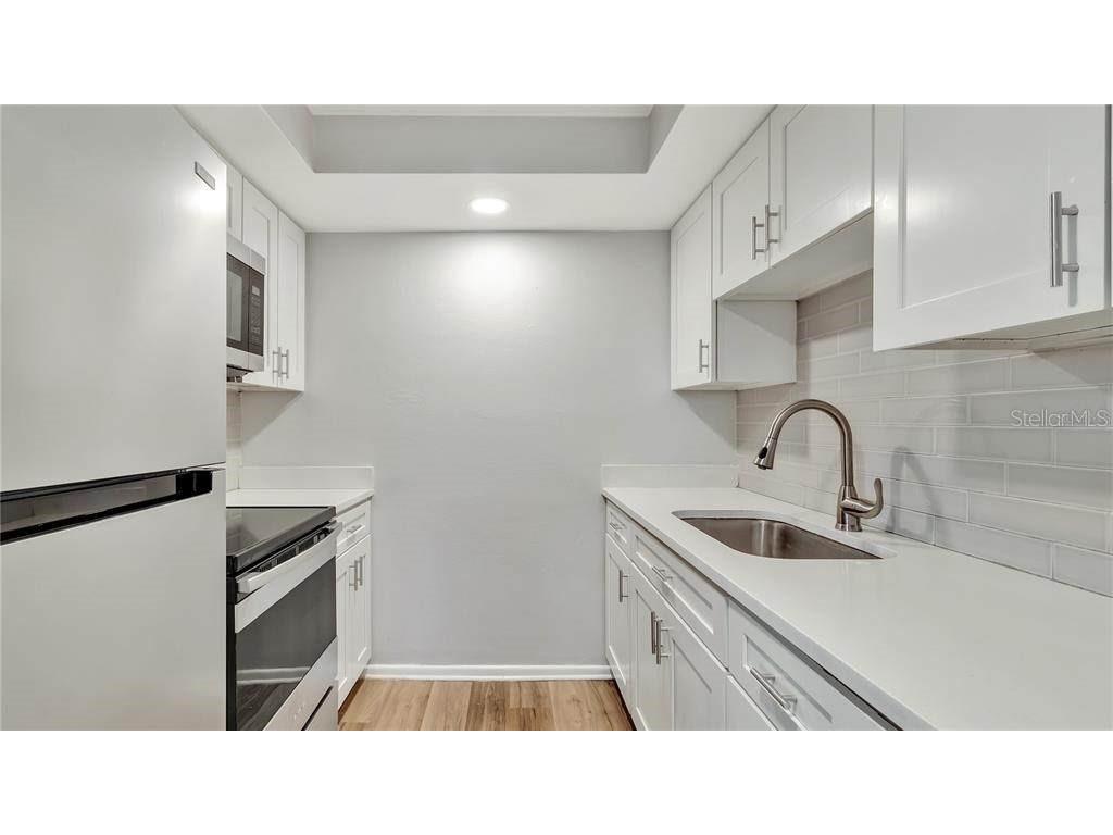 5900 22nd Avenue N Saint Petersburg FL 33710 W7886291 image6