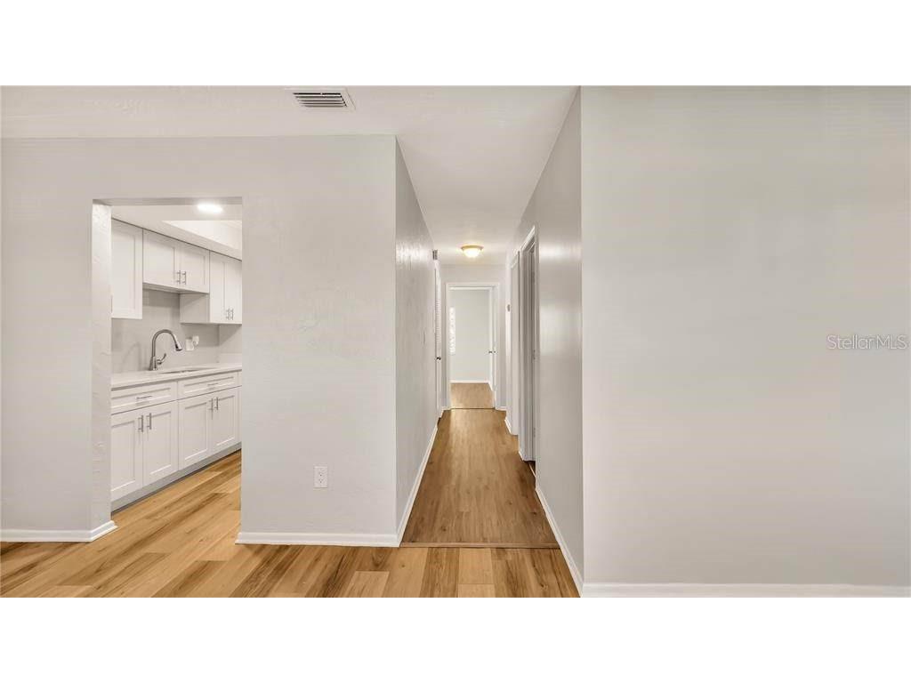 5900 22nd Ave N 5900 22nd Ave N Unit 1 #1 Saint Petersburg FL 33710 W7886250 image8