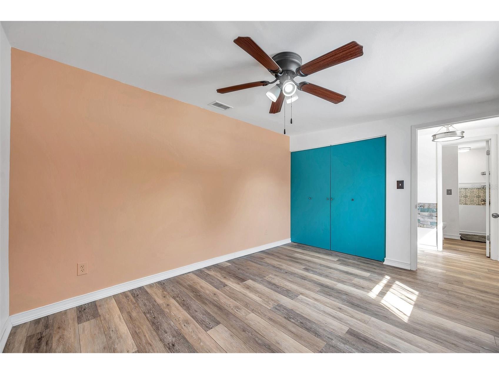 5900 Cypress Street N Saint Petersburg FL 33703 TB8466894 image11