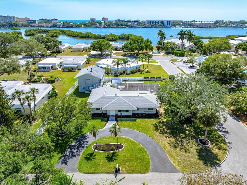 5900 Driftwood Avenue Sarasota FL 34231 A4609648 image1