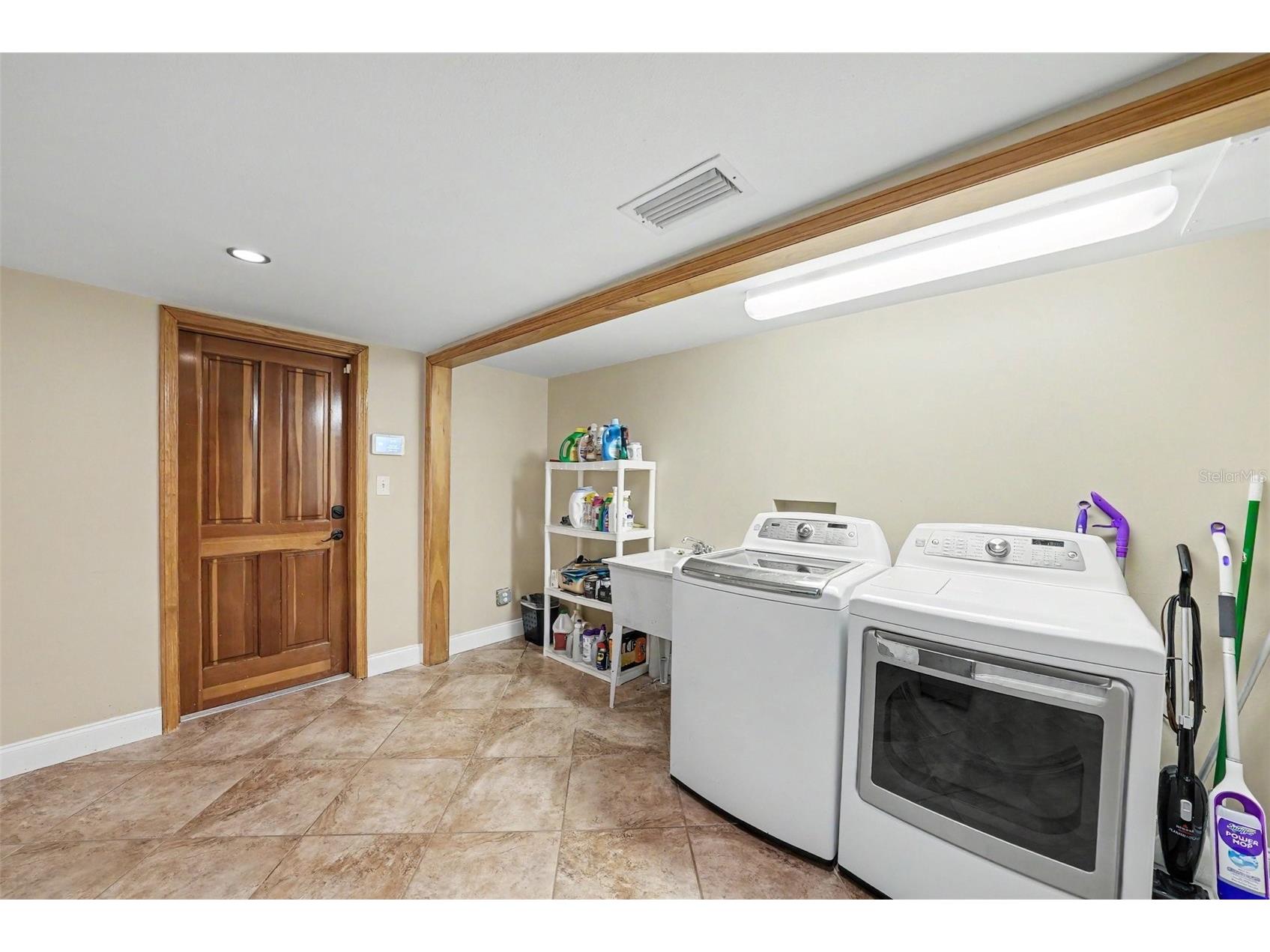 5900 Leeland St S Saint Petersburg FL 33715 TB8511266 image24