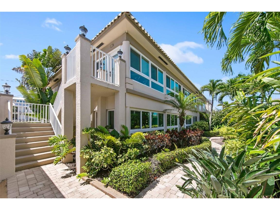 5900 Midnight Pass Road #201 Sarasota FL 34242 A4614347 image1