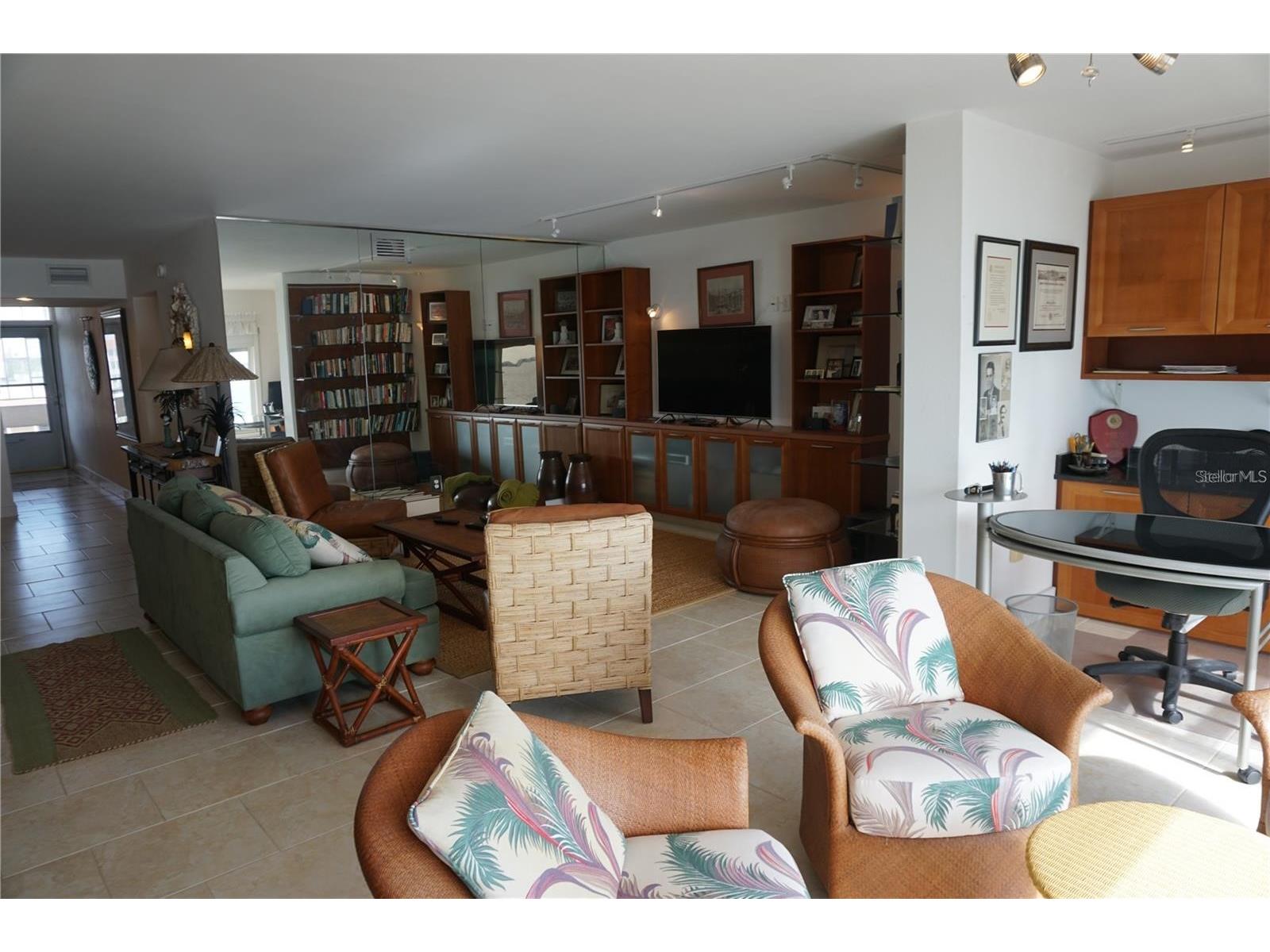 5900 Shore Boulevard S #402 Gulfport FL 33707 - BOCA CIEGA BAY TB8501621 image6