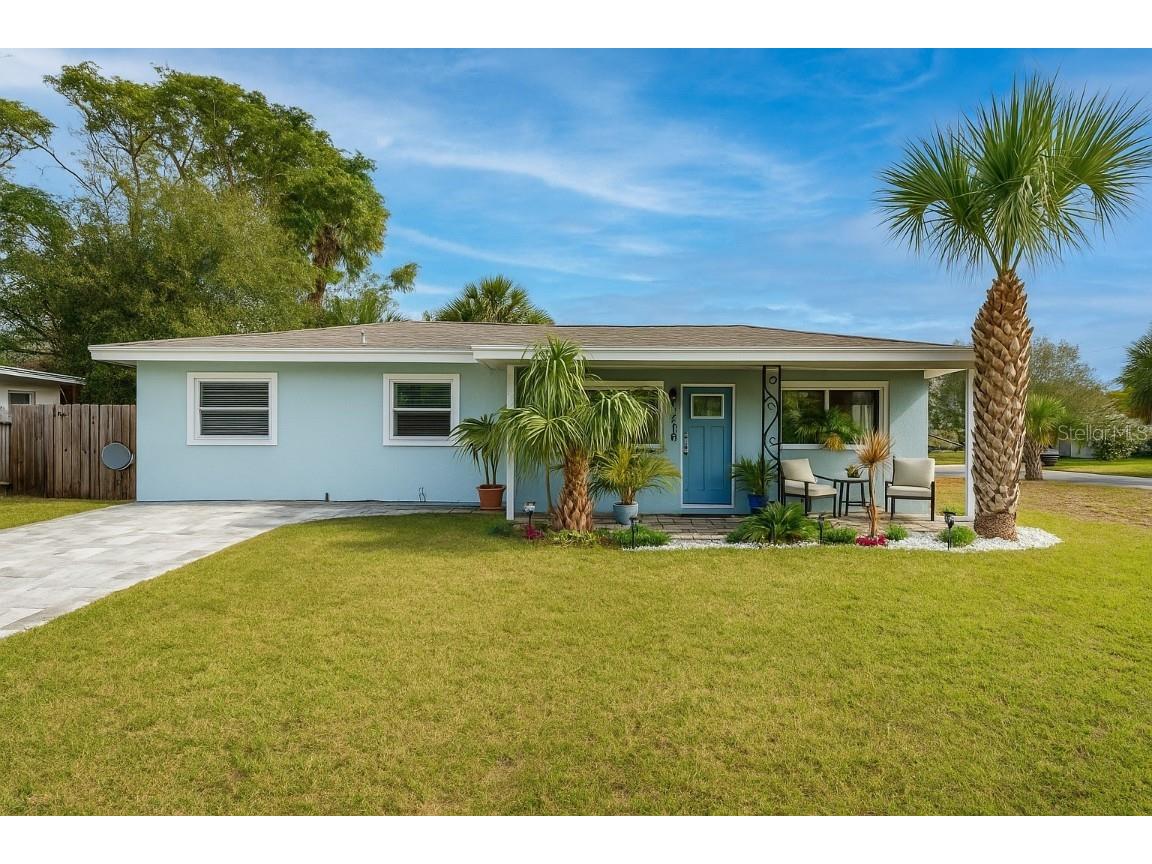 5901 1st Street NE Saint Petersburg FL 33703 TB8334125 image1