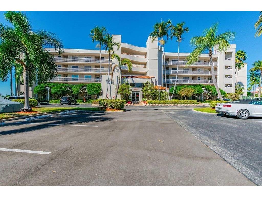 5901 Bahia Del Mar Circle #223 Saint Petersburg FL 33715 TB8474669 image2