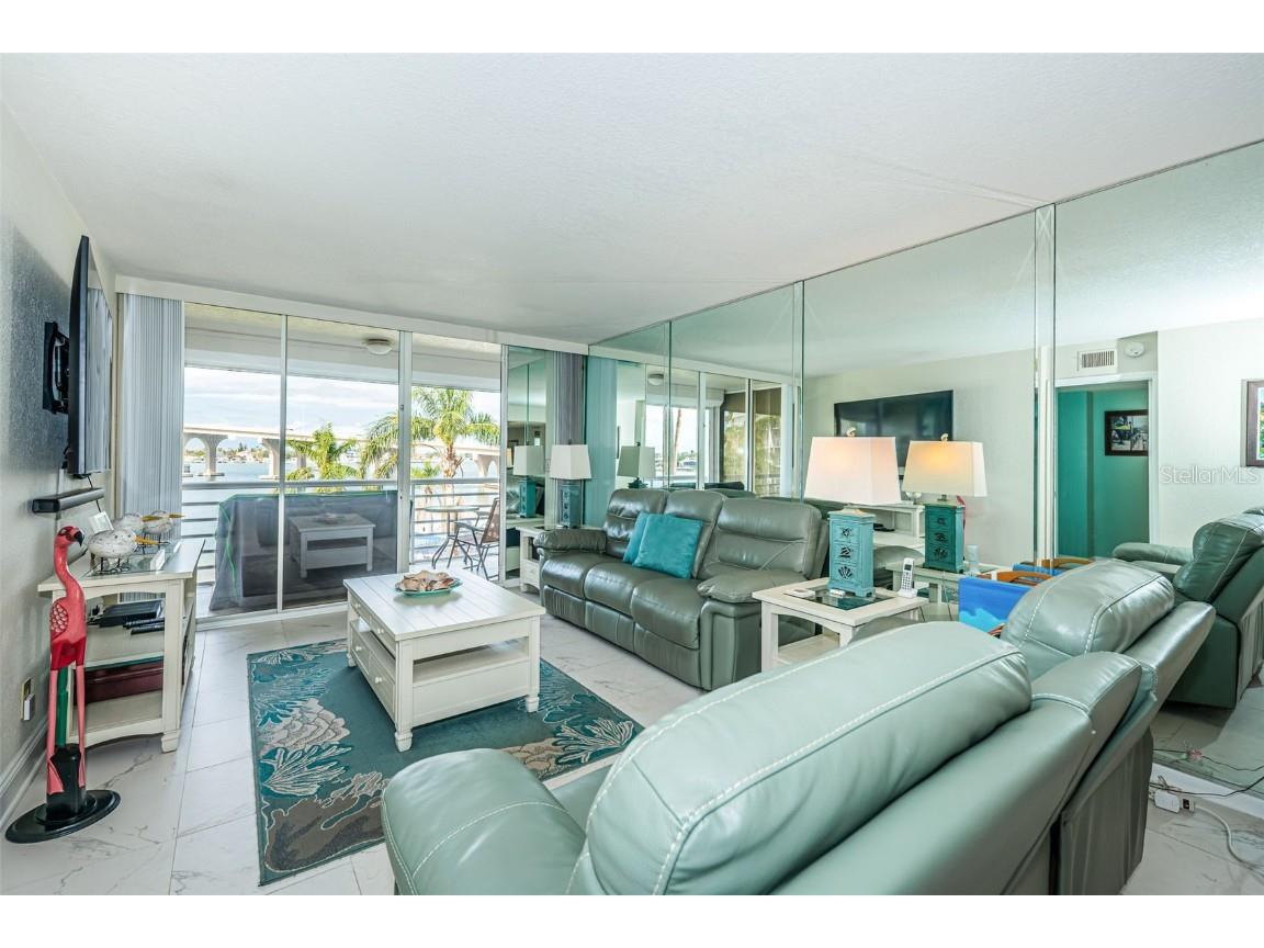 5901 Bahia Del Mar Circle #321 Saint Petersburg FL 33715 TB8425399 image12