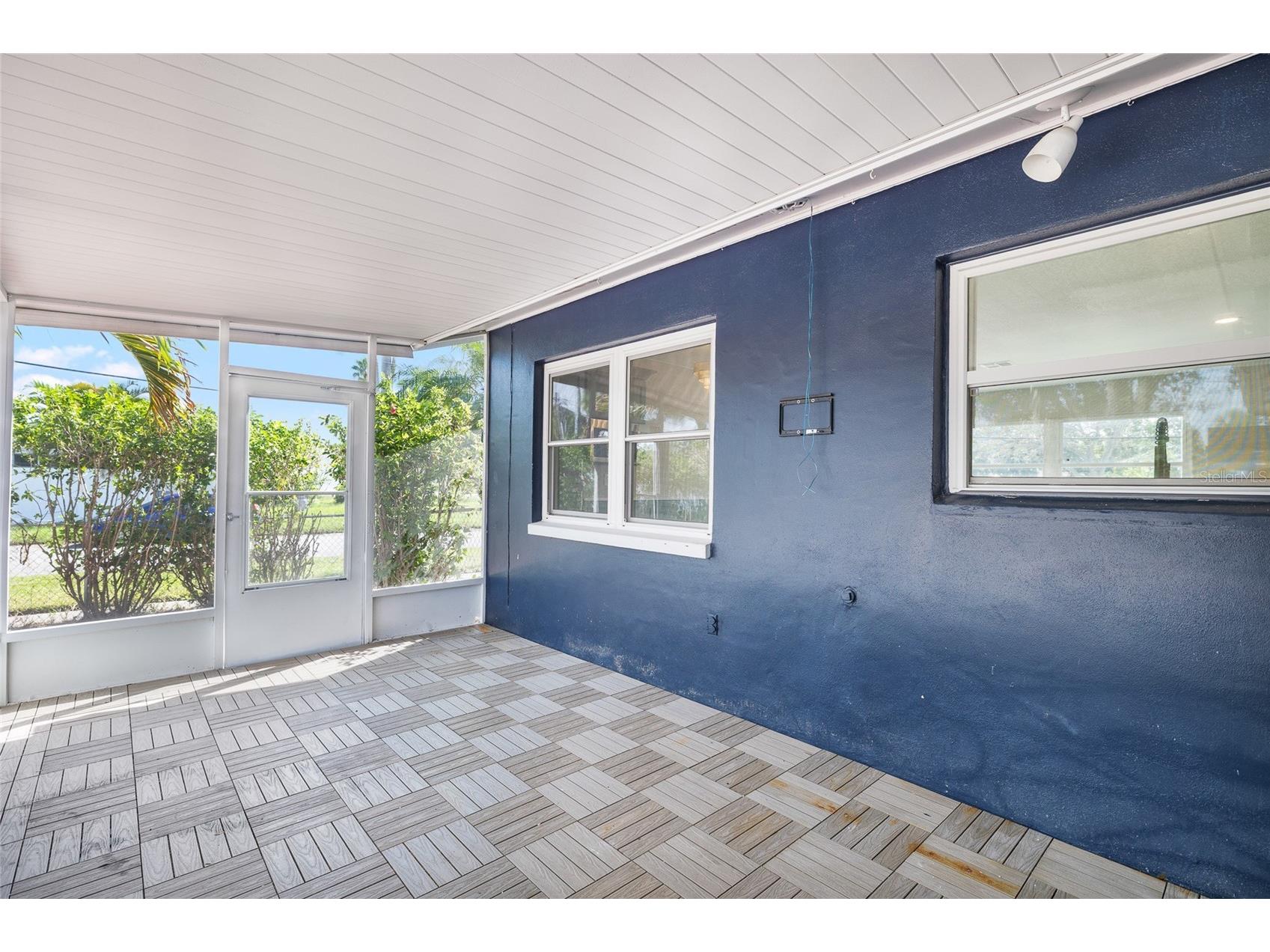 5901 Denver Street NE Saint Petersburg FL 33703 TB8517779 image32
