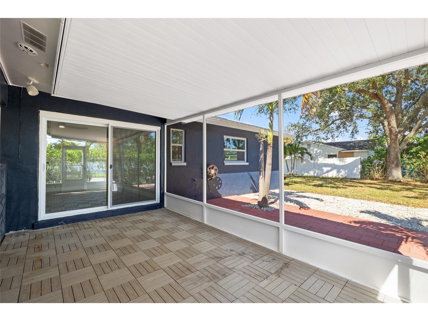 5901 Denver Street NE Saint Petersburg FL 33703 TB8517779 image33