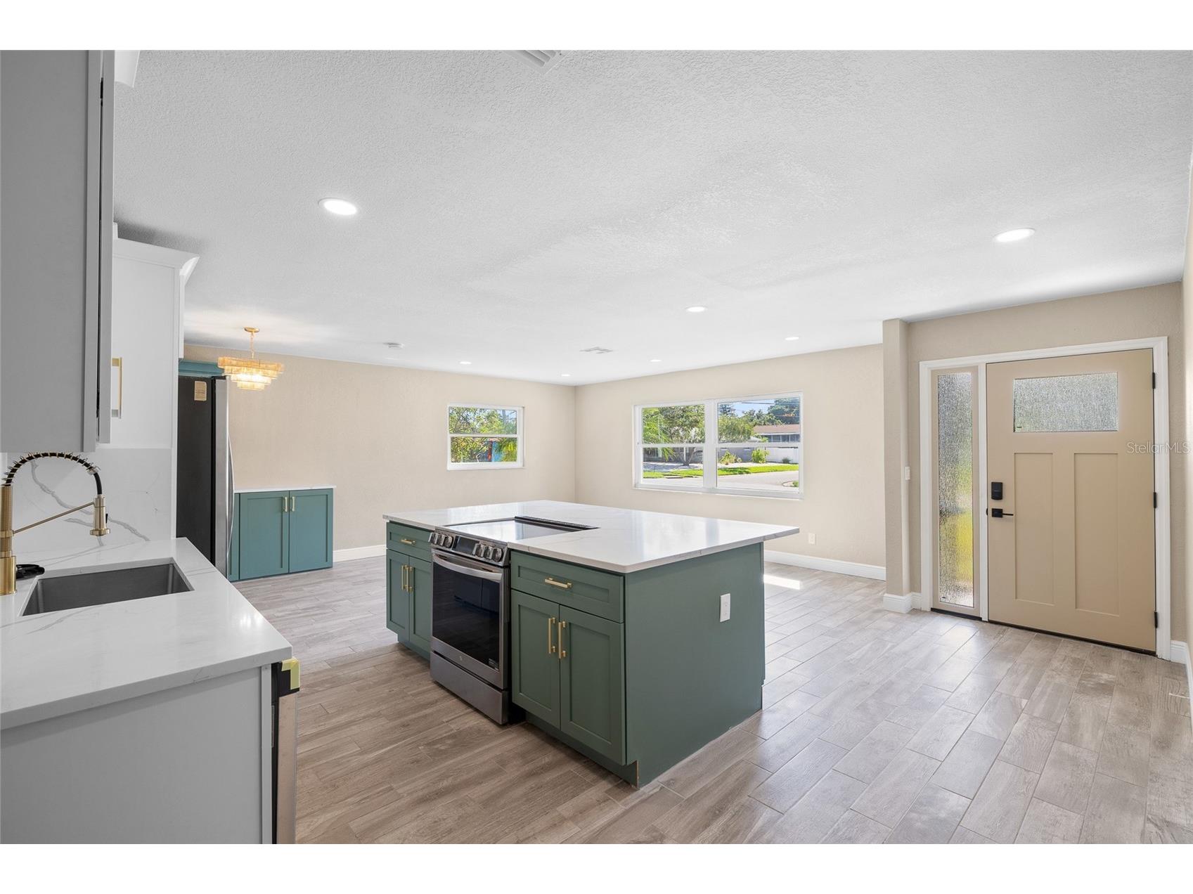 5901 Denver Street NE Saint Petersburg FL 33703 TB8517779 image5