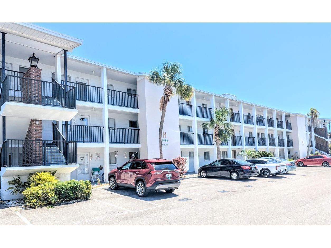 5901 Garden Lane #H23 Bradenton FL 34207 A4648816 image1