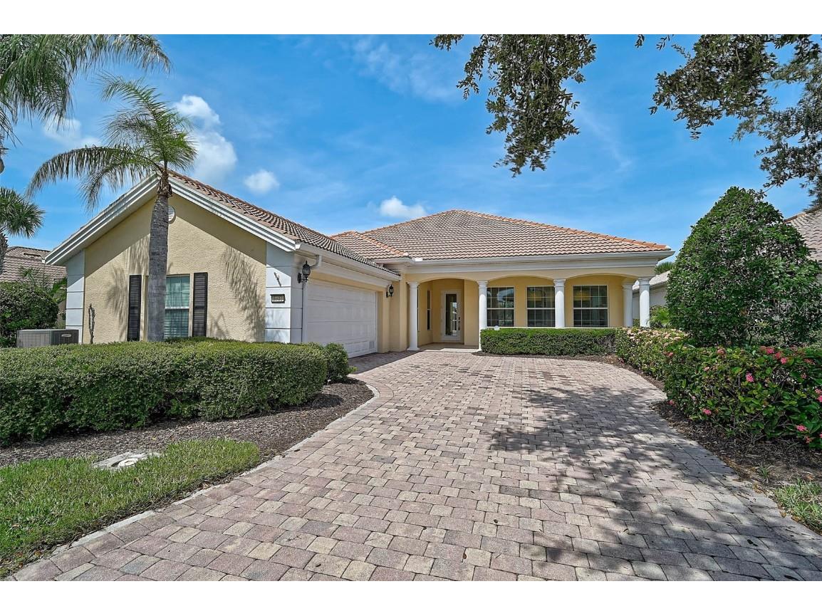 5901 Mariposa Lane Sarasota FL 34238 A4659686 image1