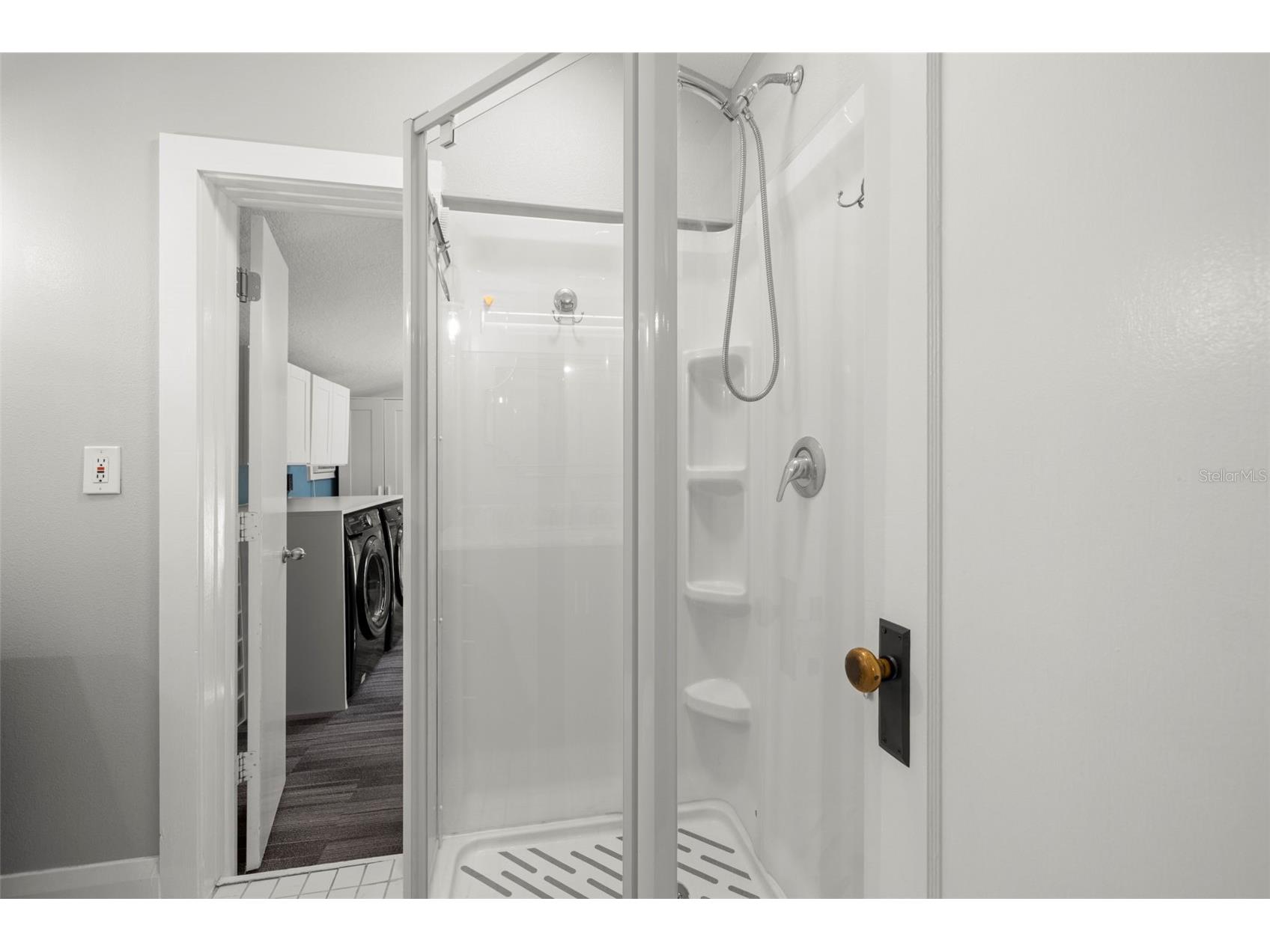 5901 N Kenneth Avenue Tampa FL 33604 TB8468751 image24