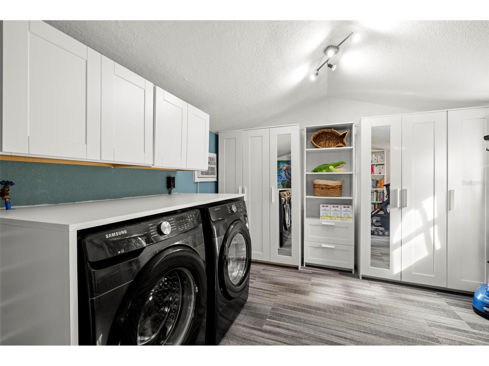 5901 N Kenneth Avenue Tampa FL 33604 TB8468751 image25