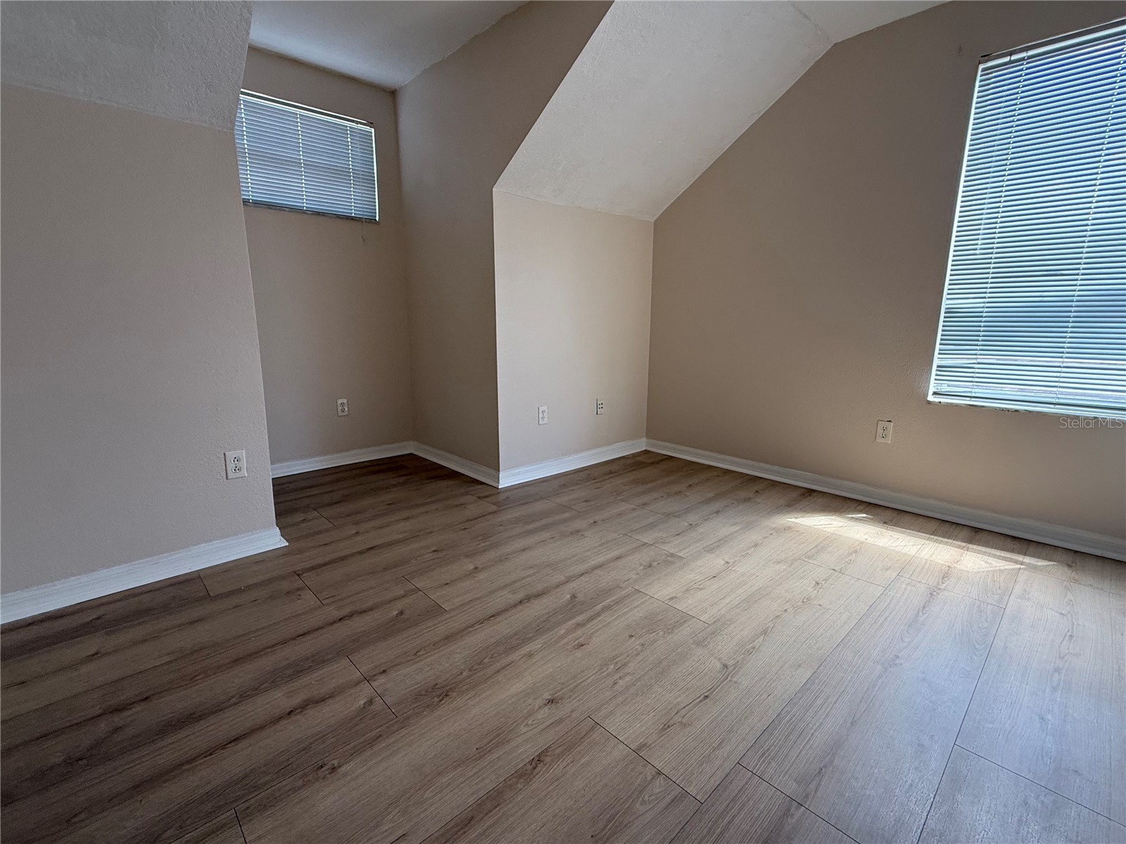 5901 Wrenwater Drive Lithia FL 33547 TB8504637 image10