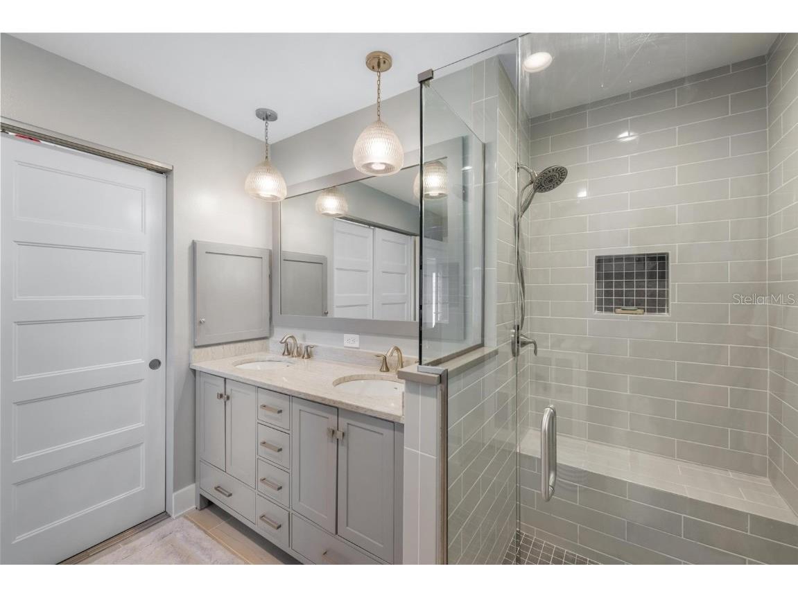 5902 Tidewood Avenue #1 Sarasota FL 34231 A4673119 image31