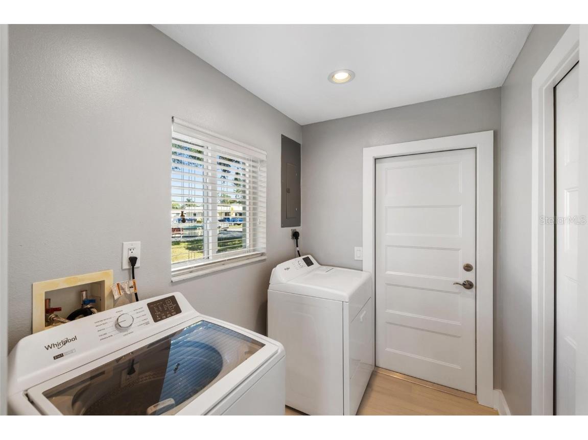 5902 Tidewood Avenue #1 Sarasota FL 34231 A4673119 image37