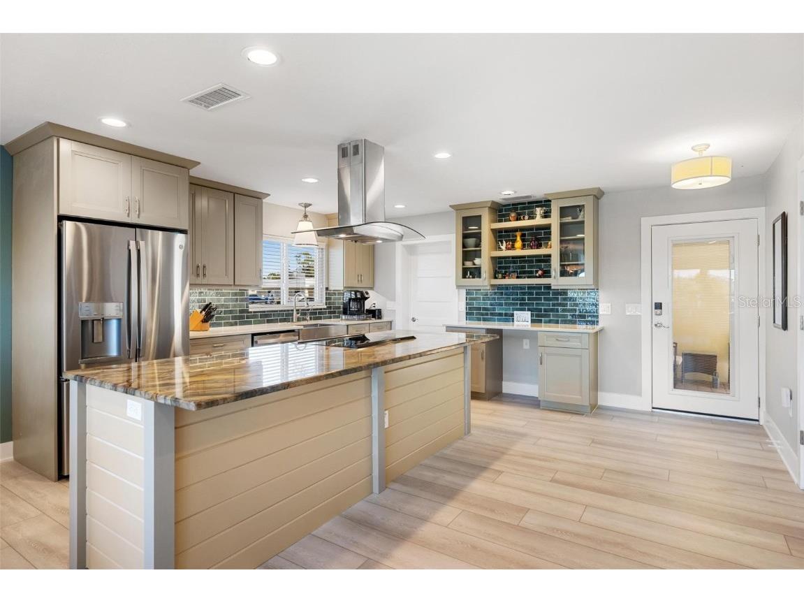 5902 Tidewood Avenue #1 Sarasota FL 34231 A4673119 image7