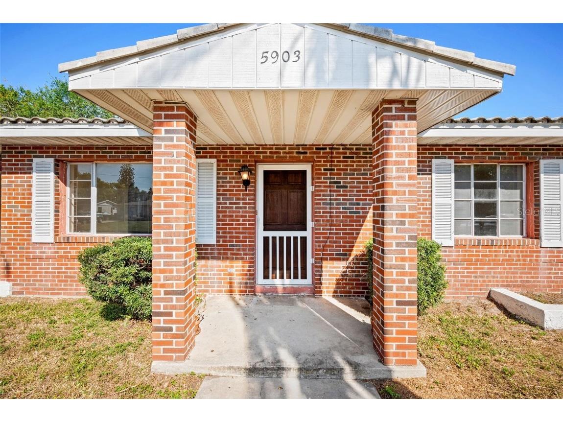 5903 48th Avenue N Kenneth City FL 33709 U8195780 image1