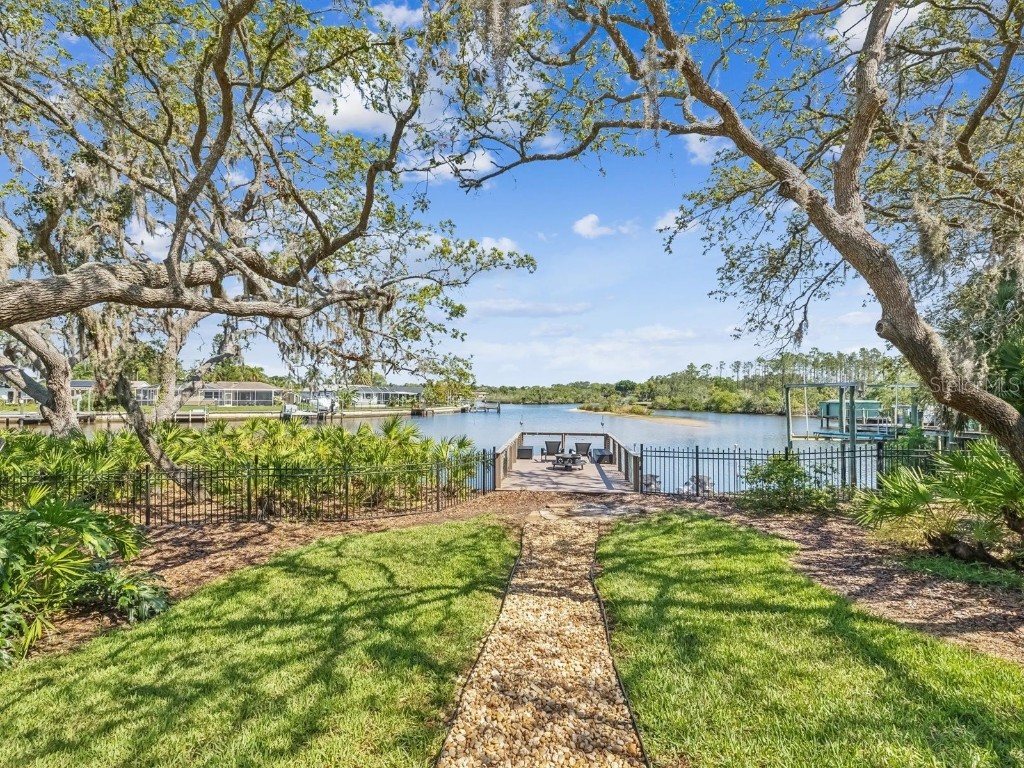 5903 Cachette De Riviera Court New Port Richey FL 34655 W7876818 image30